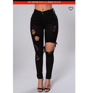 Fashion Nova distressed black denim jeans